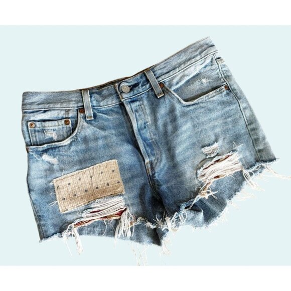 LEVI'S 501 Cut Off Button Fly Patchwork Distressed Shorts Size 28 - Picture 1 of 8